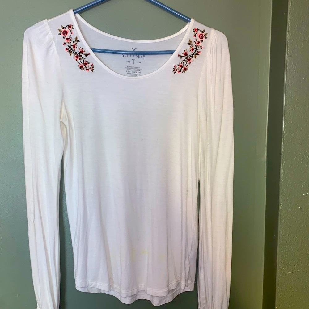 Soft & Sexy AEO long sleeve tee